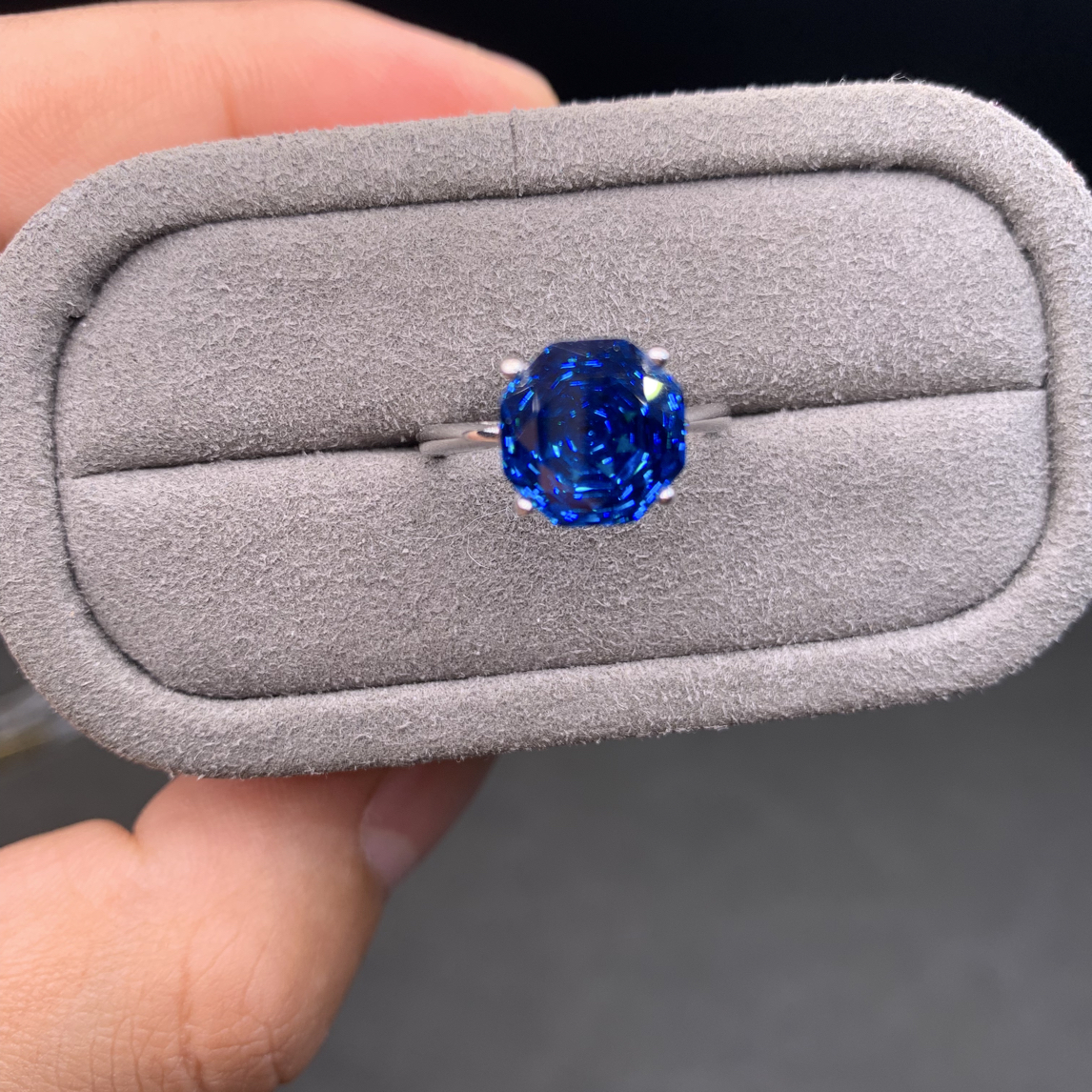 托帕石（处理）A米纳斯基拉斯州魔鬼蓝蓝色妖姬蓝玫瑰戒指