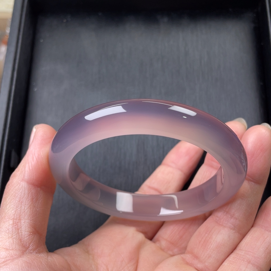 玛瑙/玉髓手镯未镶嵌59圈口