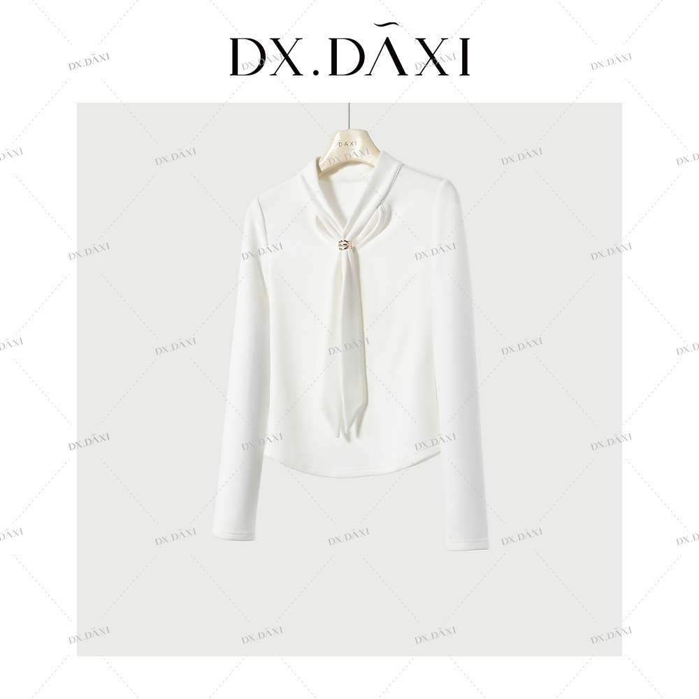 代大喜【智性美人】设计感纯色内搭打底T恤女冬季新款优雅百搭上衣