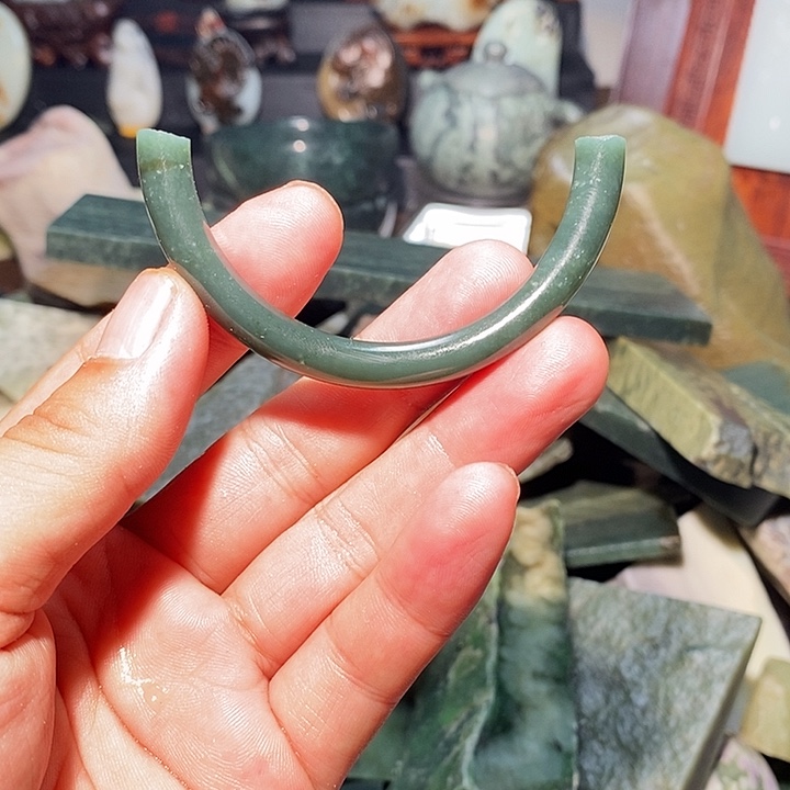 未镶嵌和田玉珠宝奇石
