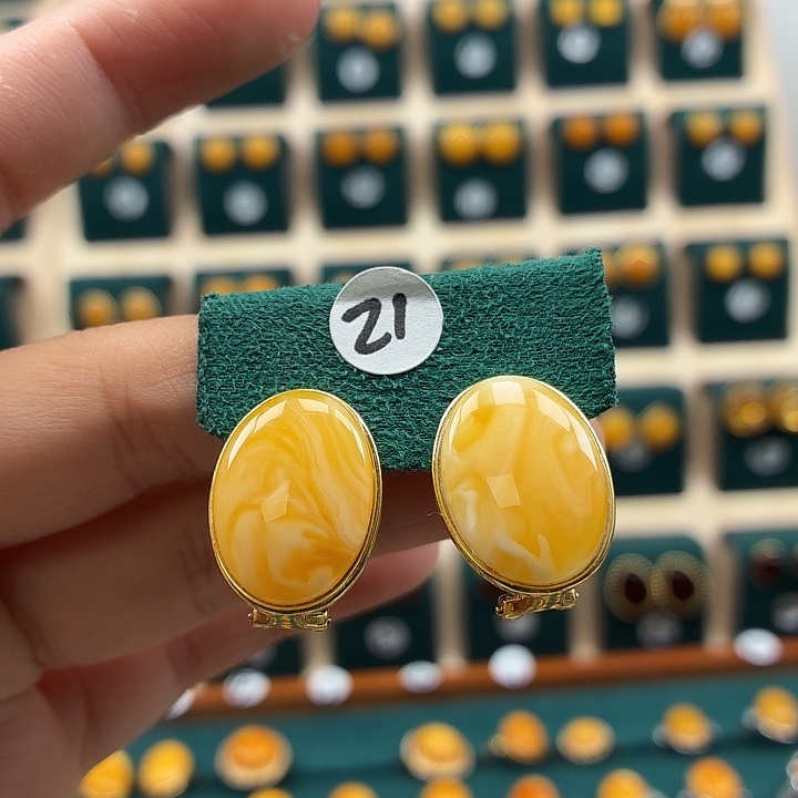琥珀银S925镶嵌耳饰