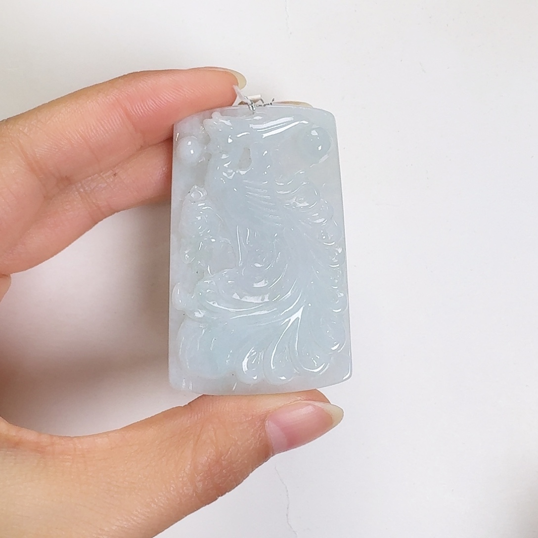 翡翠颈饰未镶嵌凤牌