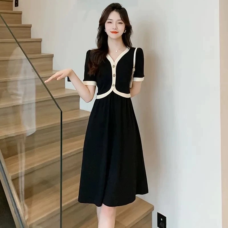 高级感短袖连衣裙女夏2025新款时尚减龄收腰遮肚显瘦假两件中长裙