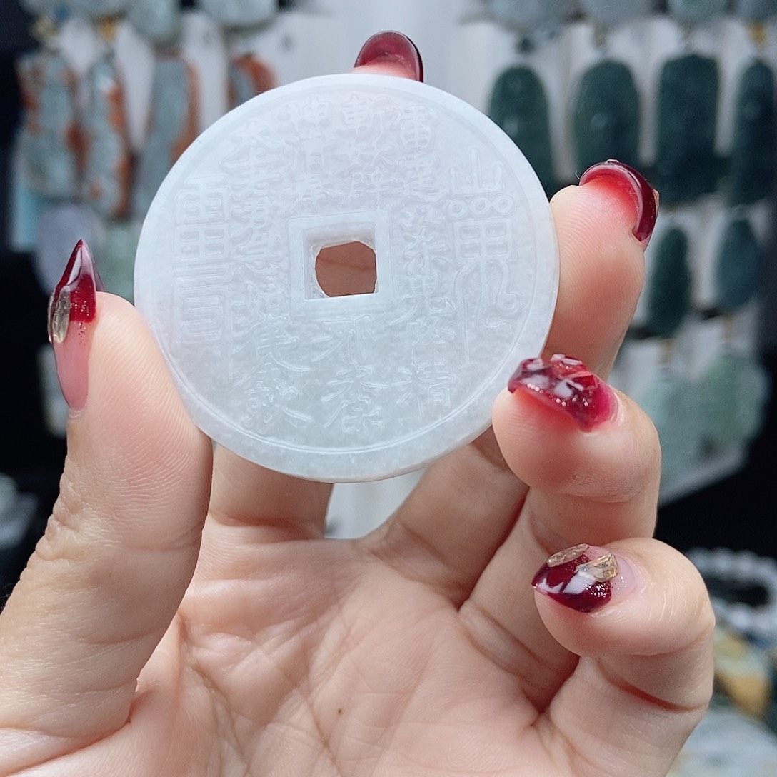 翡翠颈饰14K金镶嵌翡翠