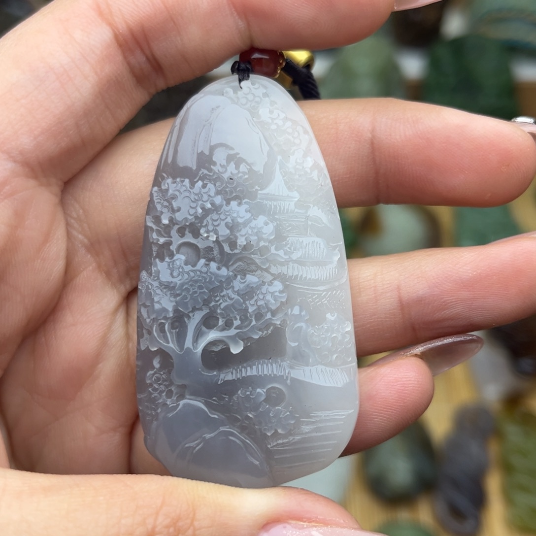 和田玉颈饰未镶嵌