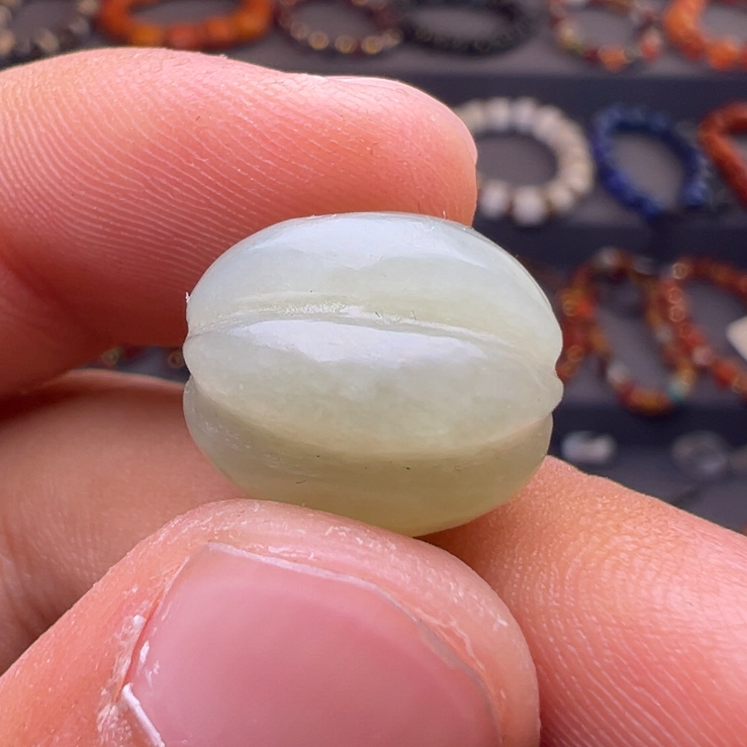 和田玉（糖玉）未镶嵌颈饰