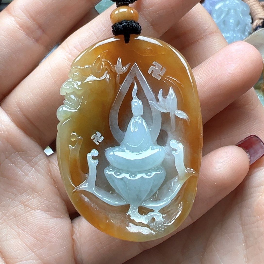 翡翠颈饰未镶嵌悟道