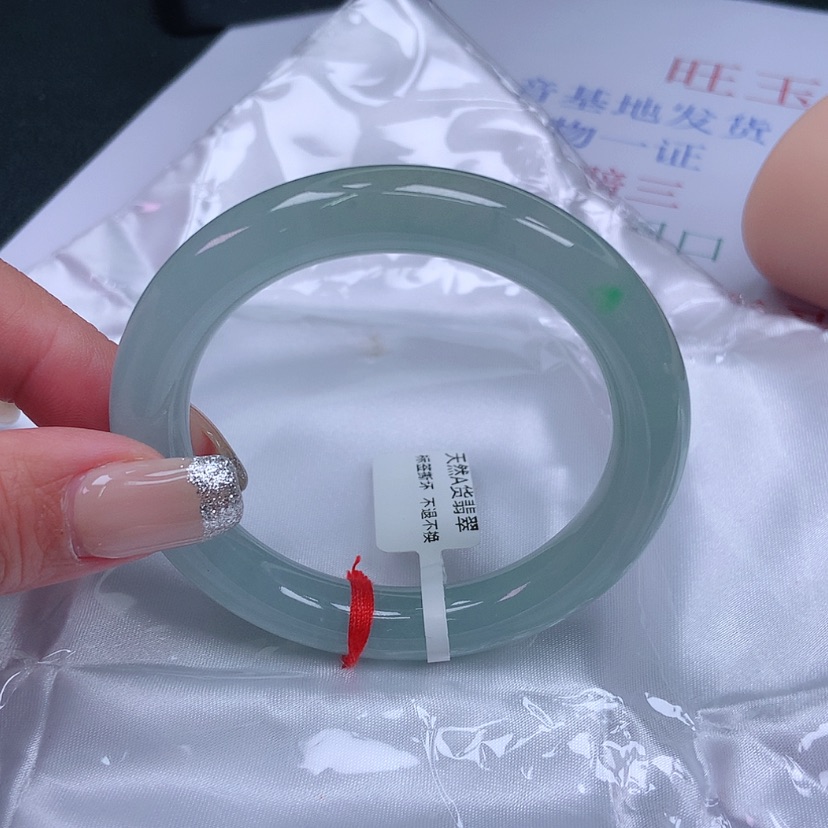 【闪购商品】未镶嵌手镯翡翠52