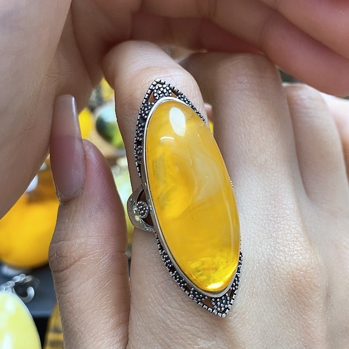 琥珀戒指银S925镶嵌戒指