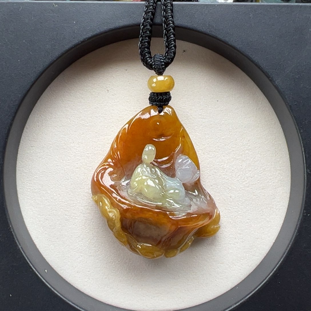 翡翠未镶嵌颈饰悟道