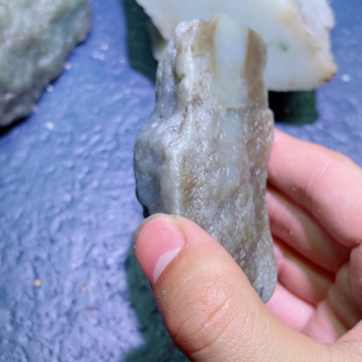 和田玉未镶嵌珠宝半成品