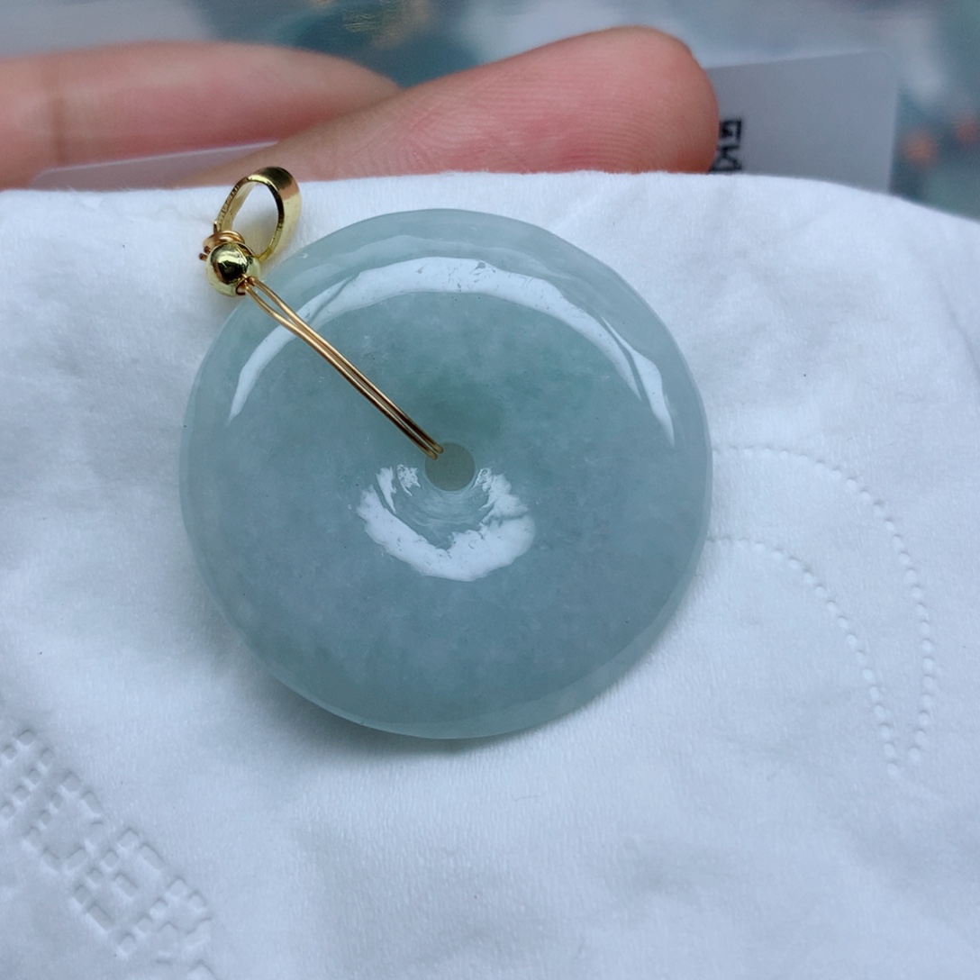 翡翠未镶嵌颈饰珠子