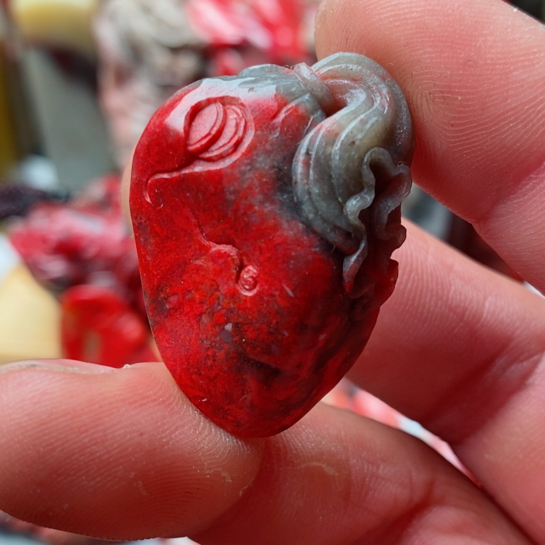 昌化鸡血石昌化鸡血石挂件