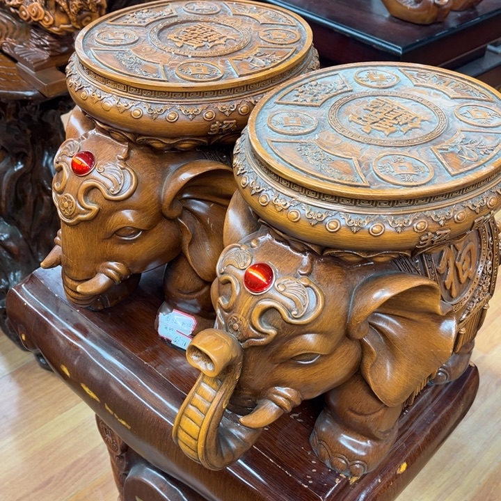 紫檀木类成套家具大象凳子一对