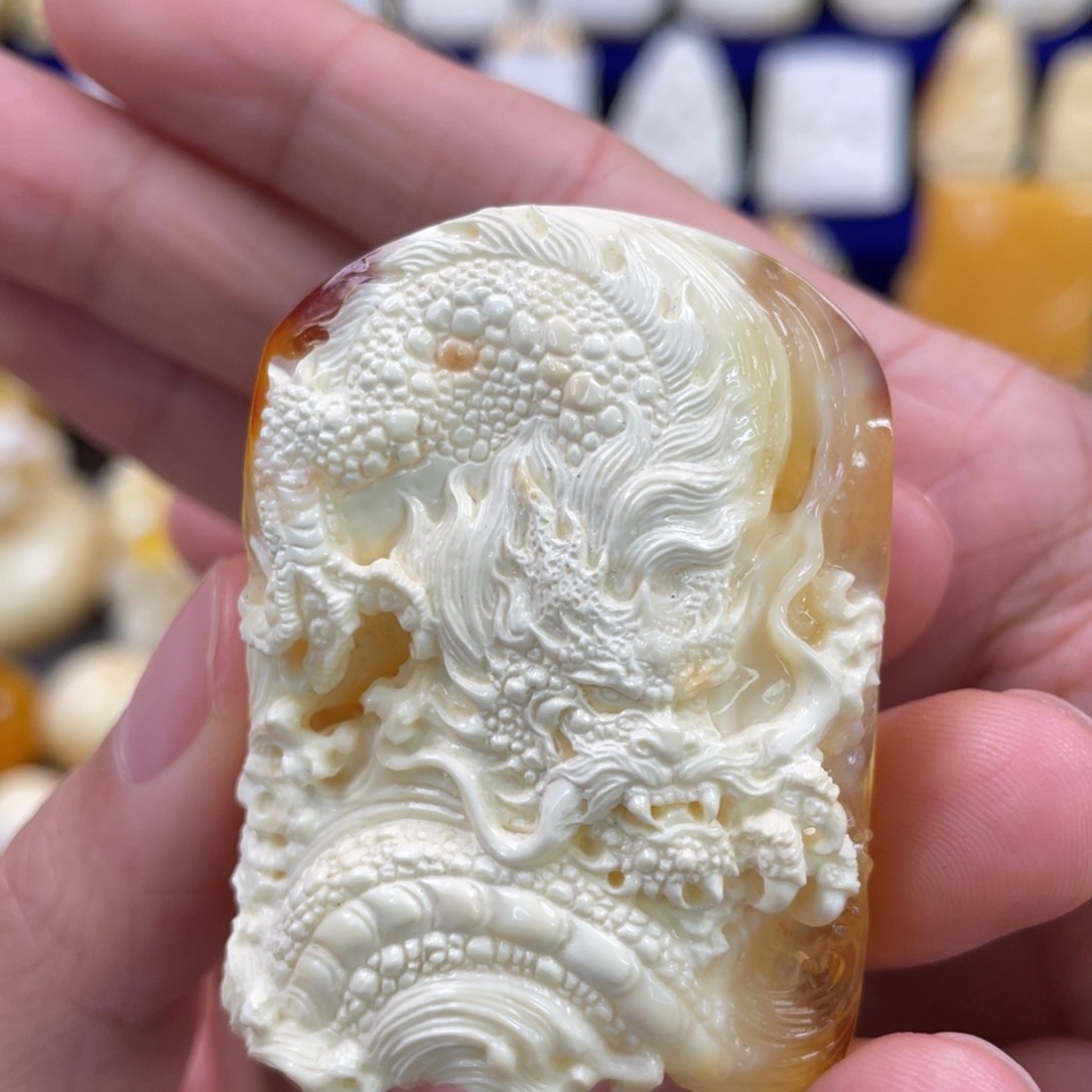 蜜蜡裸石未镶嵌琥珀蜜蜡龙牌吊坠