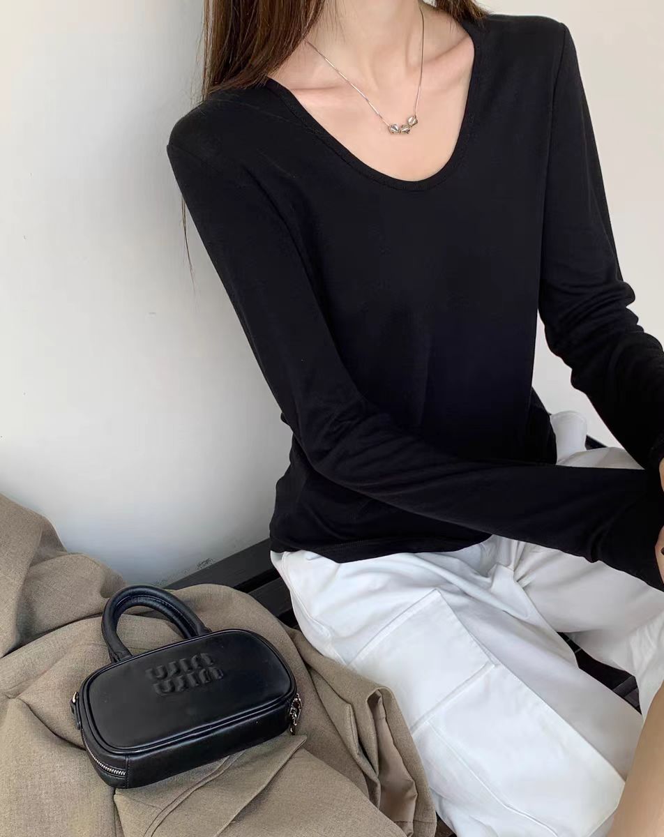 2025气质秋冬韩版气质高级感打底衫长袖女百搭修身显瘦内搭