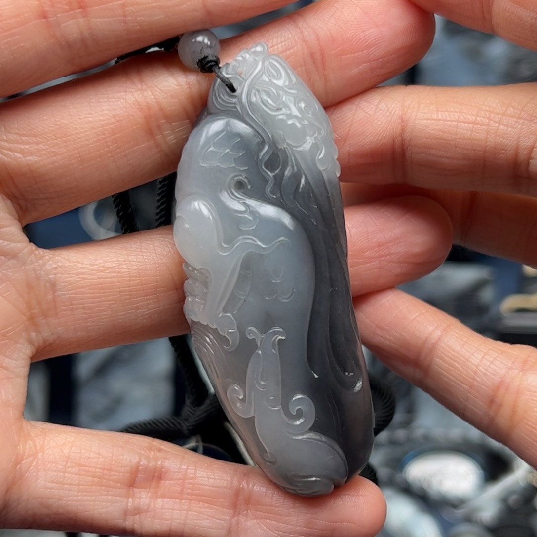 和田玉未镶嵌挂件马**成