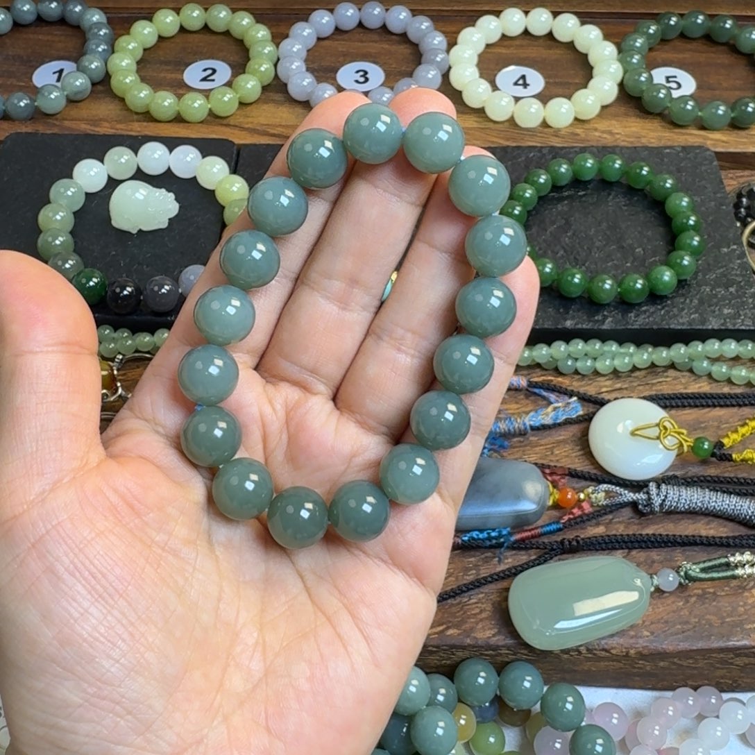 科***盐和田玉未镶嵌手链