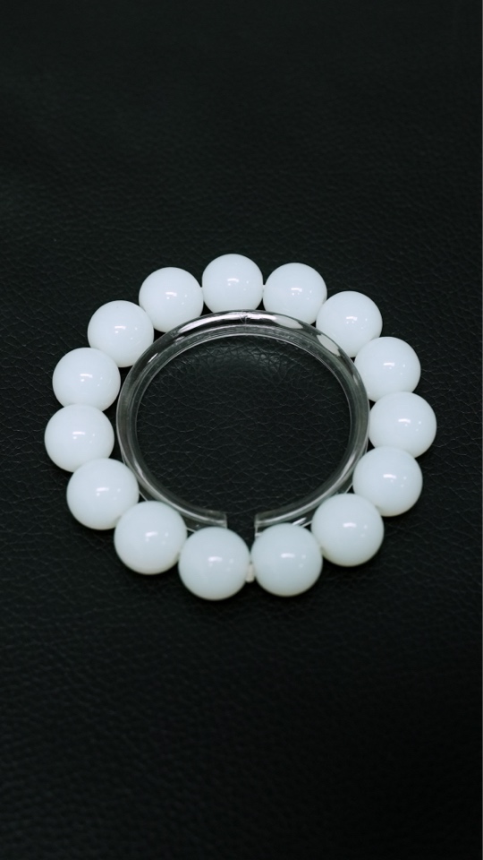 岫玉白冰手串新品 H95