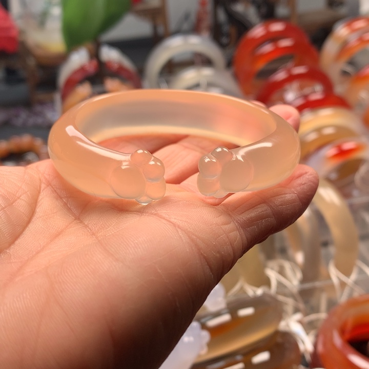 玛瑙/玉髓未镶嵌手镯