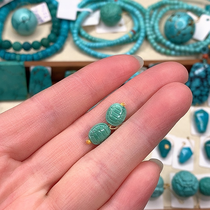 绿松石配饰未镶嵌