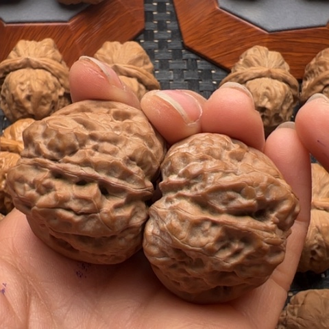 文玩核桃把件L*…边38左右