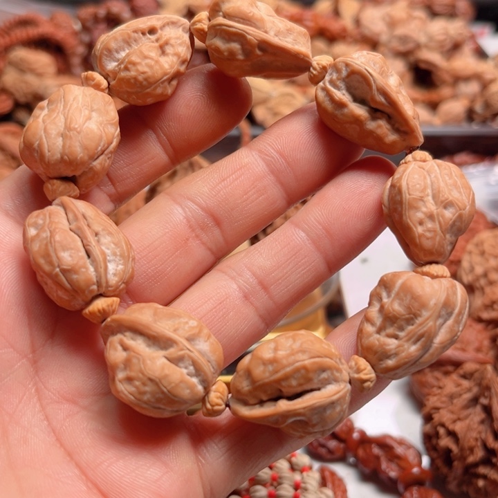 文玩核桃手串独家野麻水晶蛤蟆异形手串