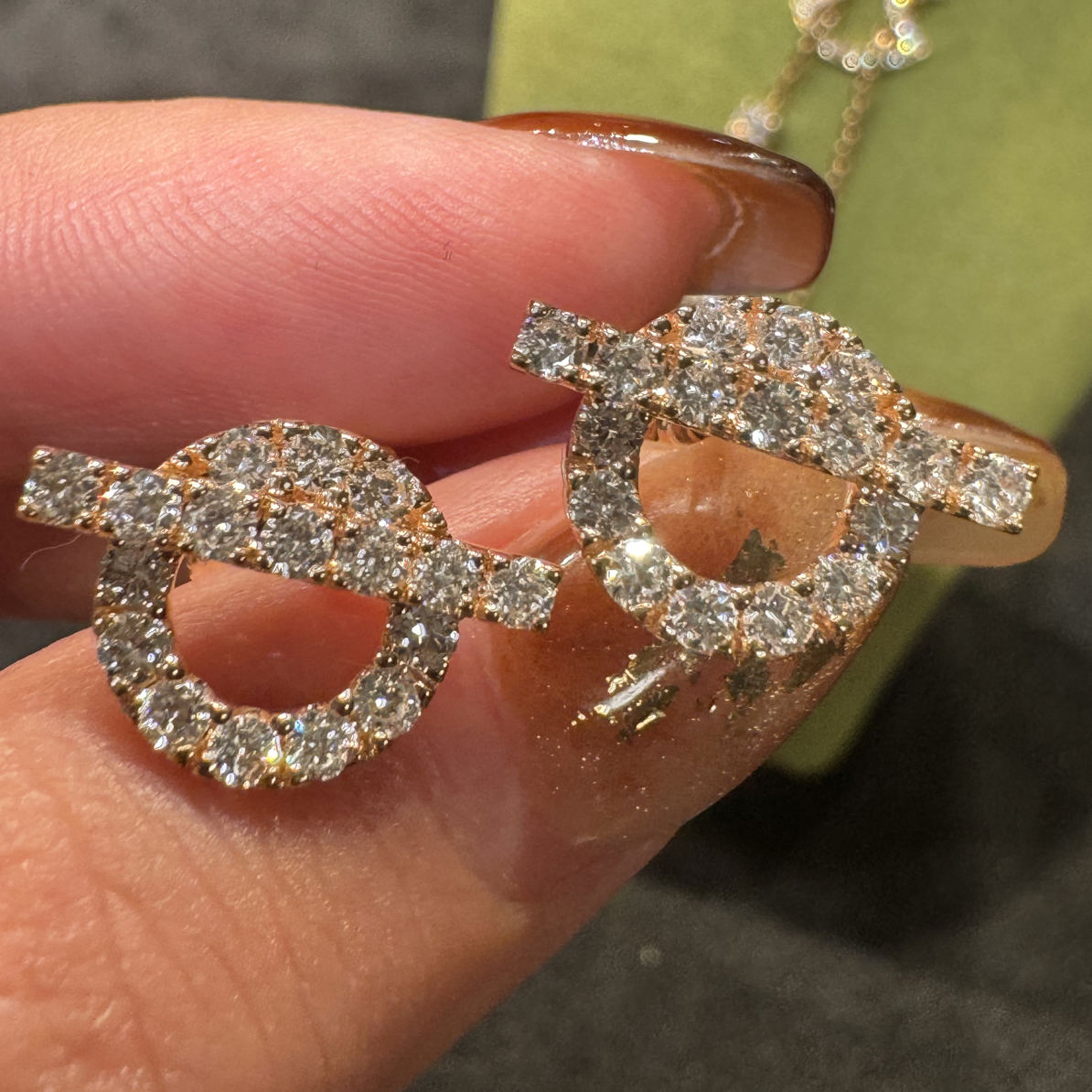 实验室培育钻石18K玫瑰金猪鼻子钻石耳钉精致气质简约百搭款