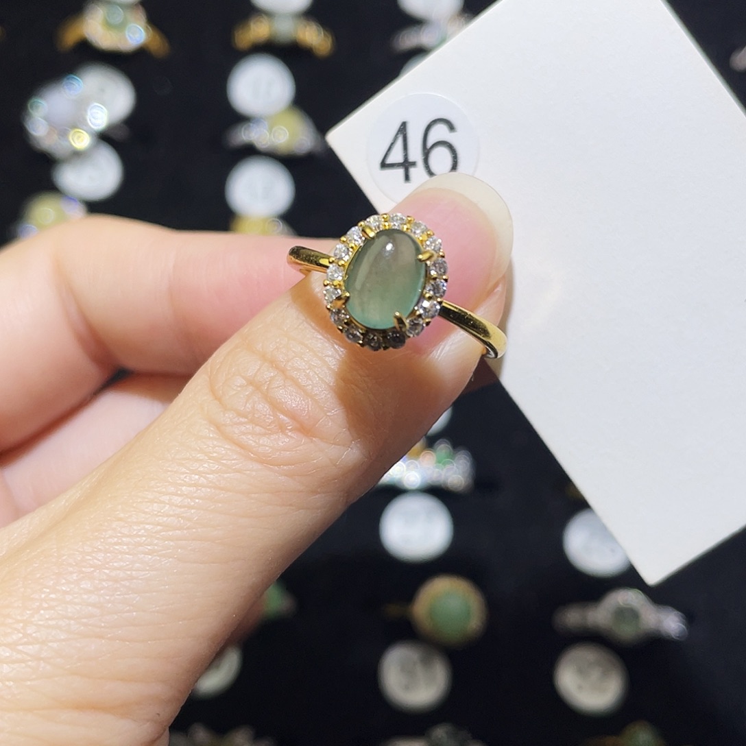 翡翠未镶嵌戒指戒指