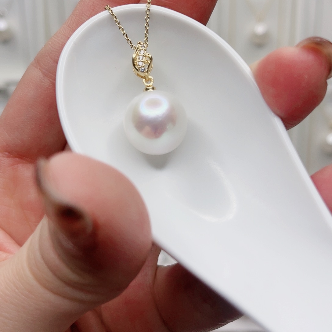 淡水珍珠吊坠(赠链)合金
