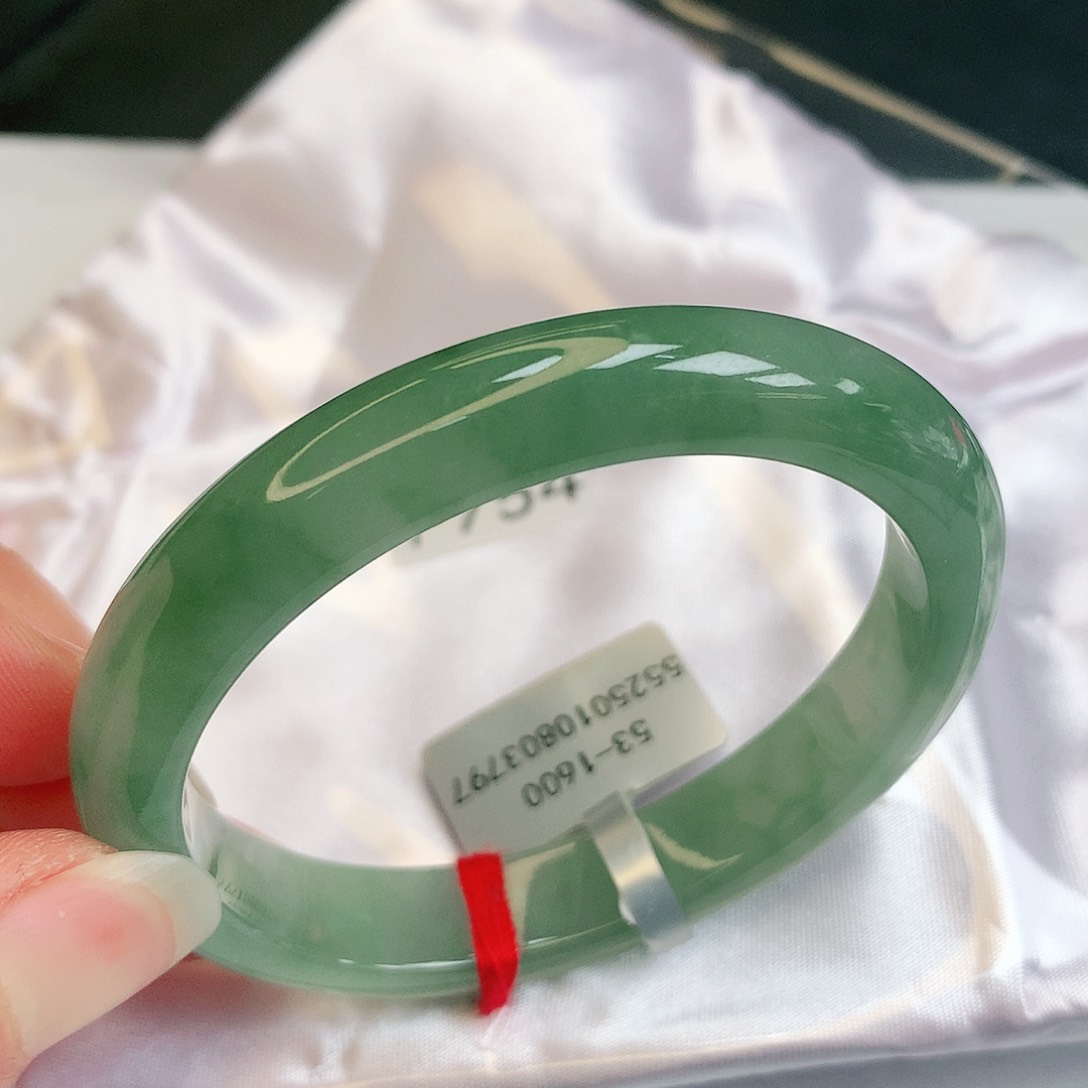 【闪购商品】翡翠手镯未镶嵌缅甸天然a货翡翠