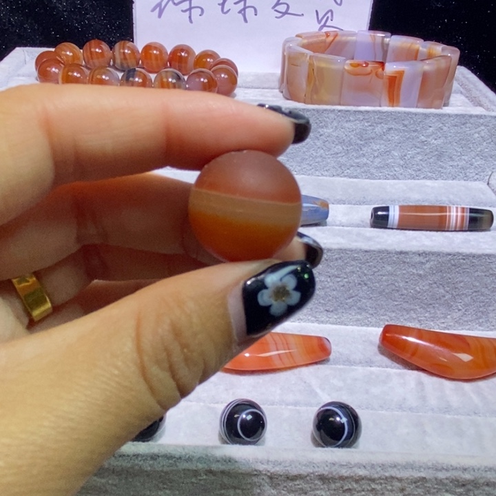 玛瑙/玉髓未镶嵌颈饰
