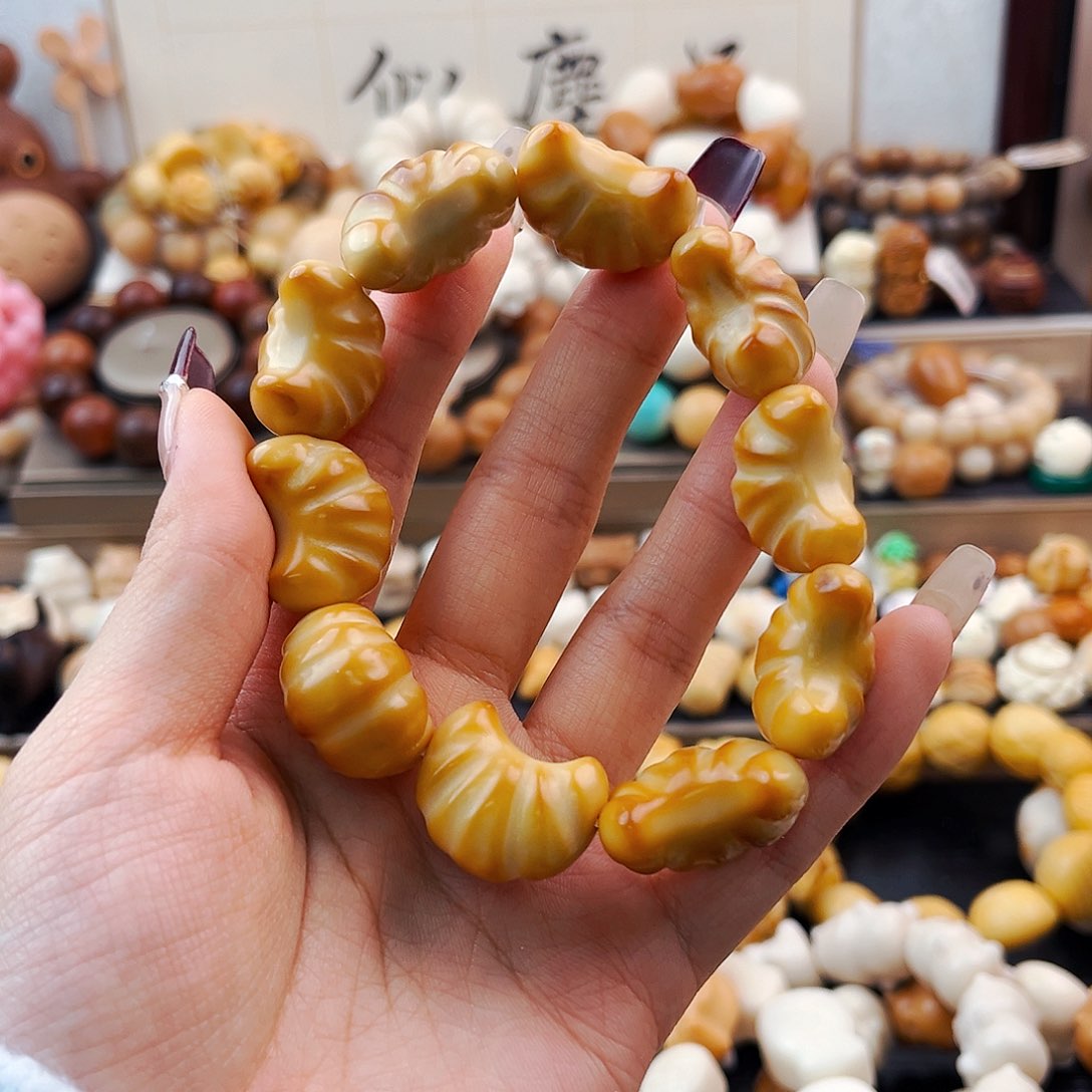 菩提根/象牙果手串烤牛角包