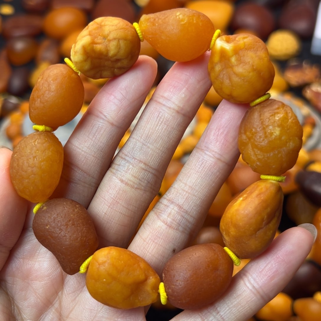 琥珀裸石未镶嵌天然蜜蜡