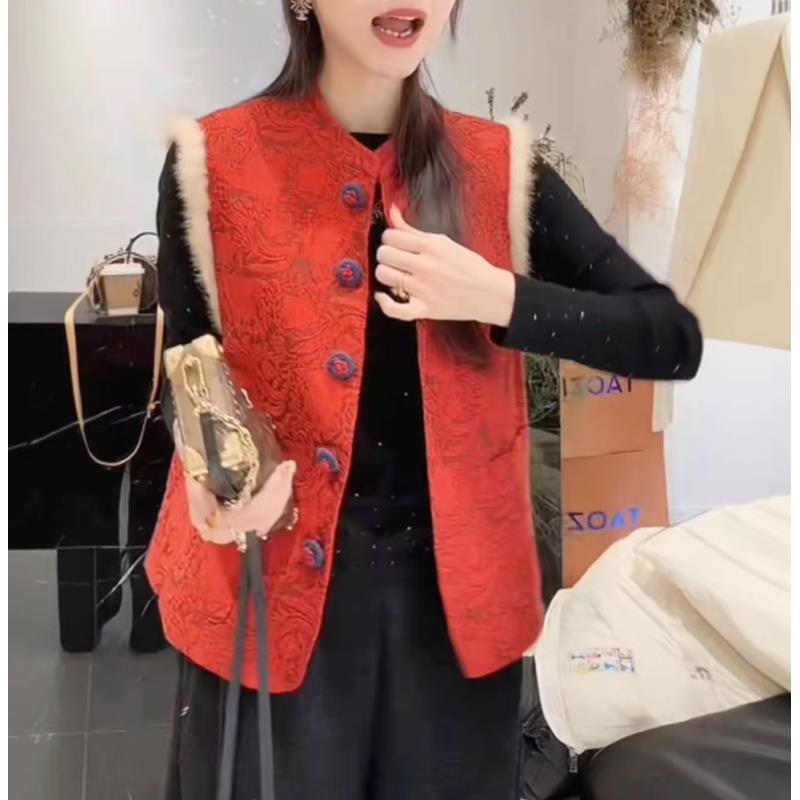 新中式改良水貂毛浮雕刺绣加厚马甲女复古盘扣夹棉无袖外套拜年服