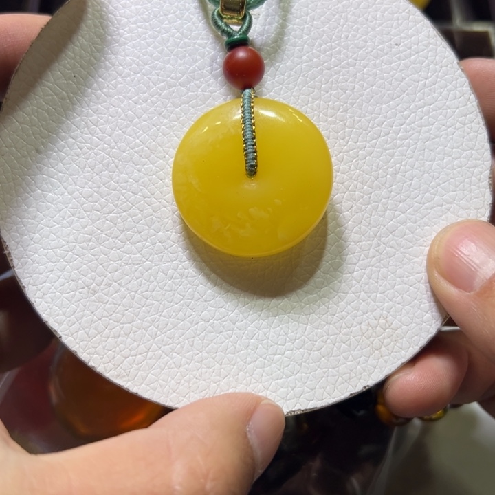 琥珀颈饰未镶嵌琥珀吊坠