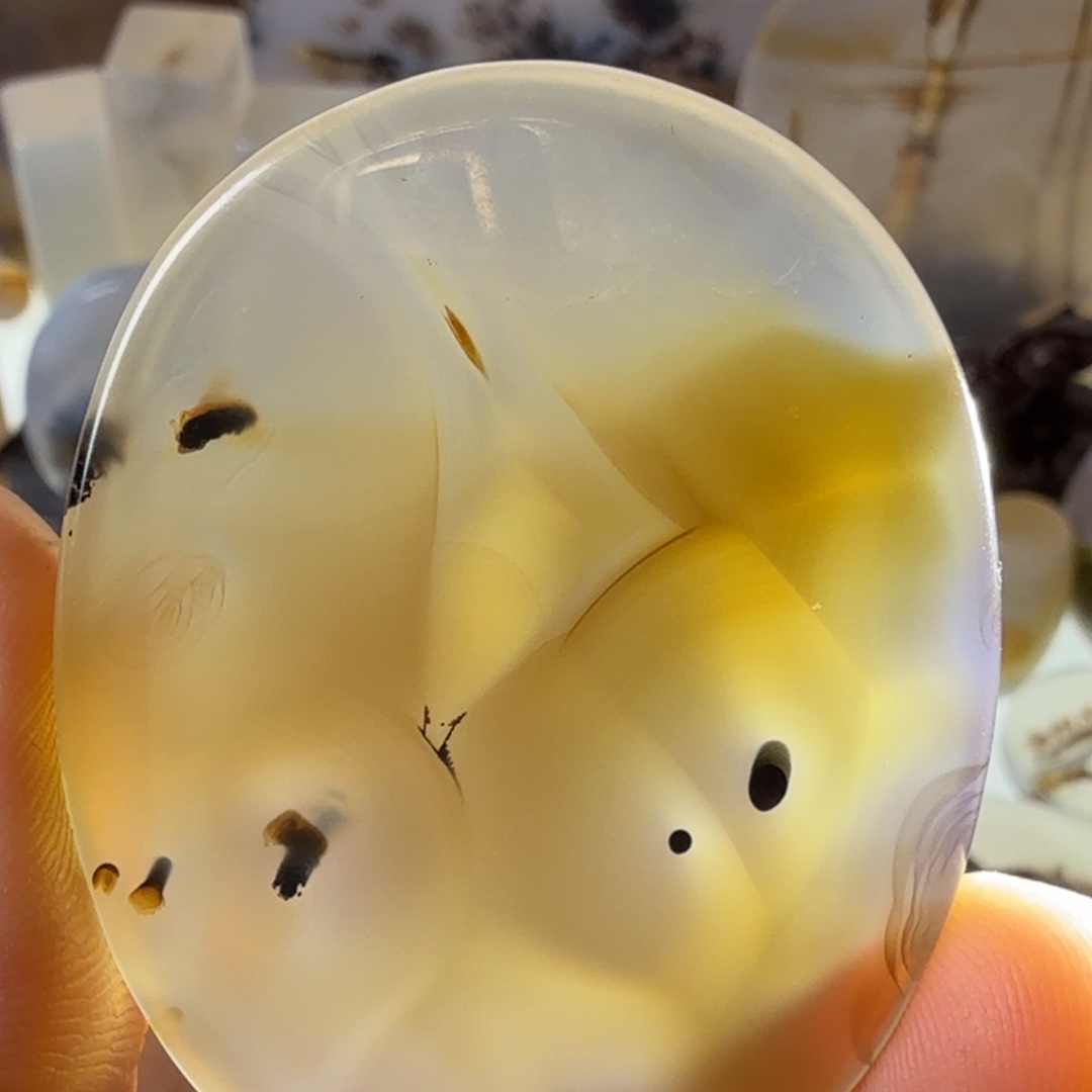 玛瑙/玉髓未镶嵌珠宝半成品
