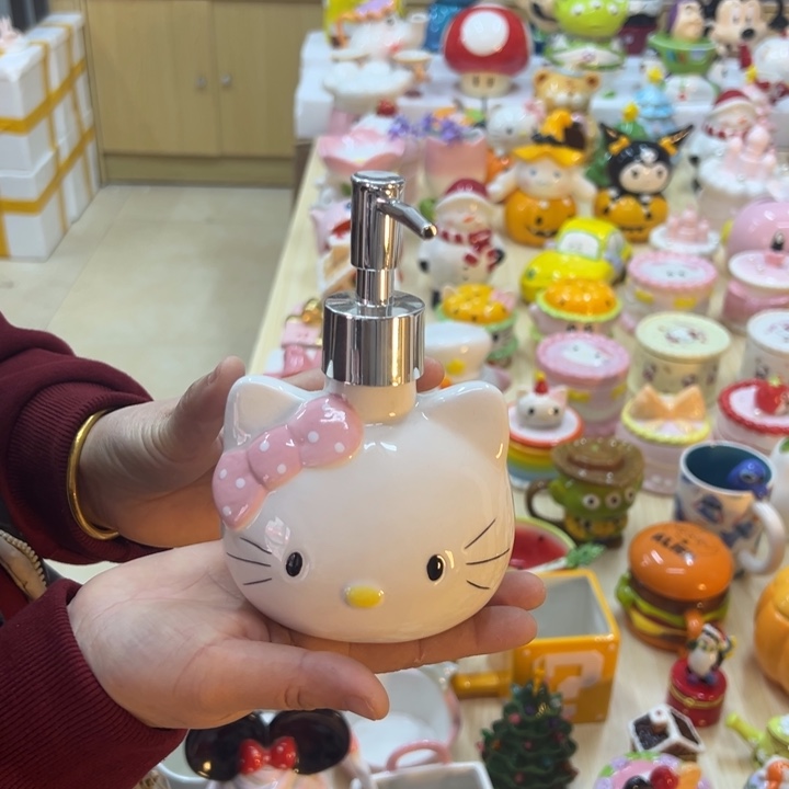 摆件陶瓷等行业的产品出口