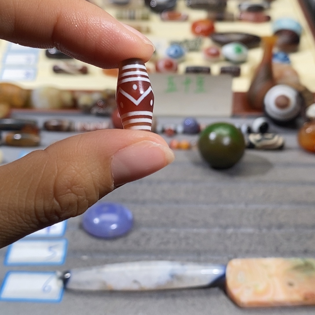 小***的玛瑙/玉髓合金颈饰
