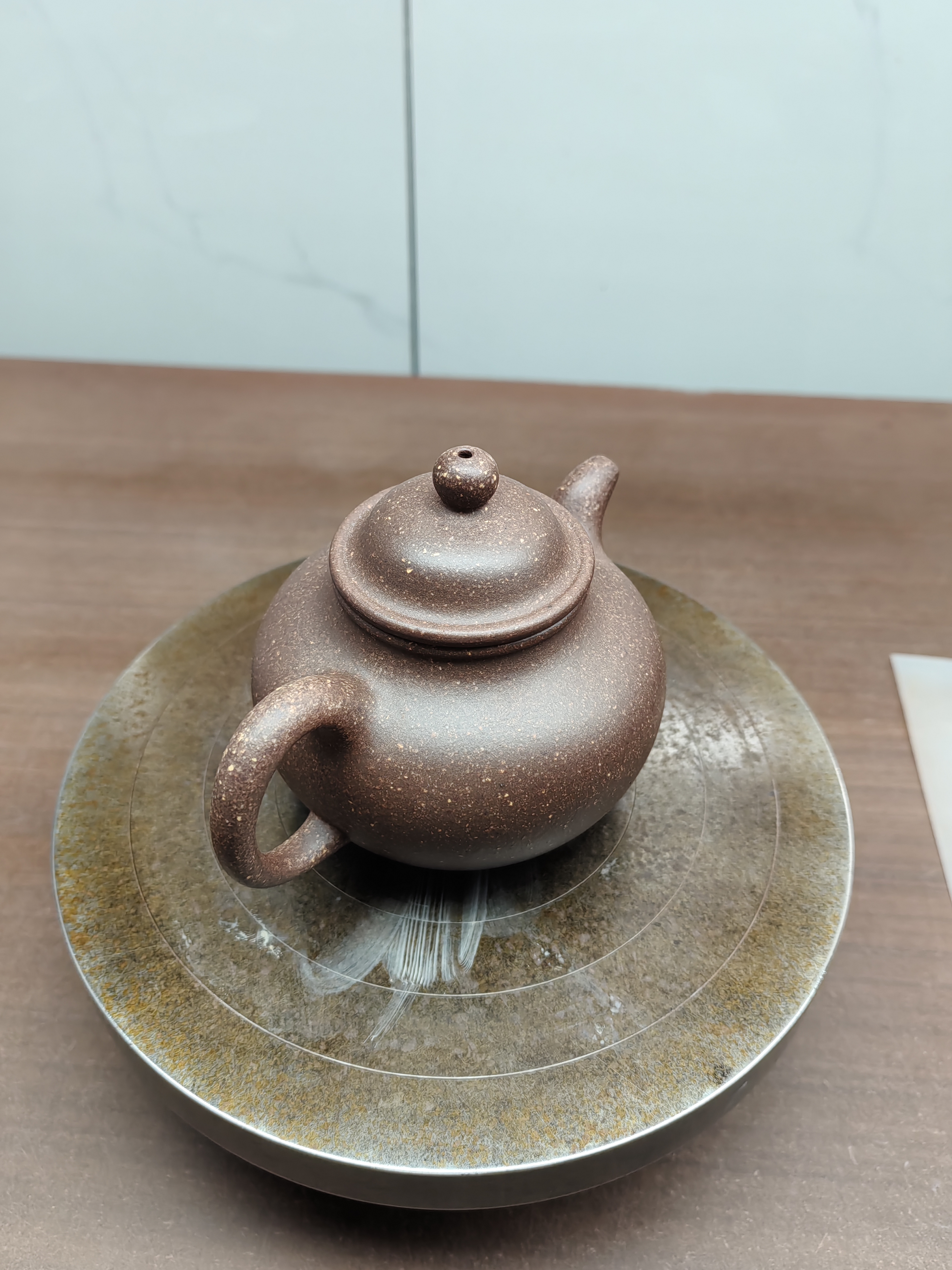 大亨掇球壶，200cc左右，原矿紫泥40目，助理工艺美术师精工制作