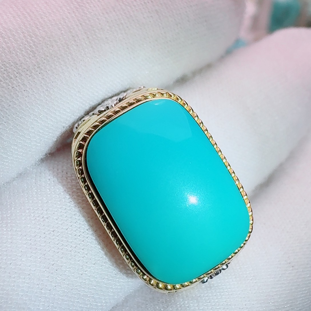 绿松石18K金镶嵌配饰典藏版极洁净设计款马鞍戒指