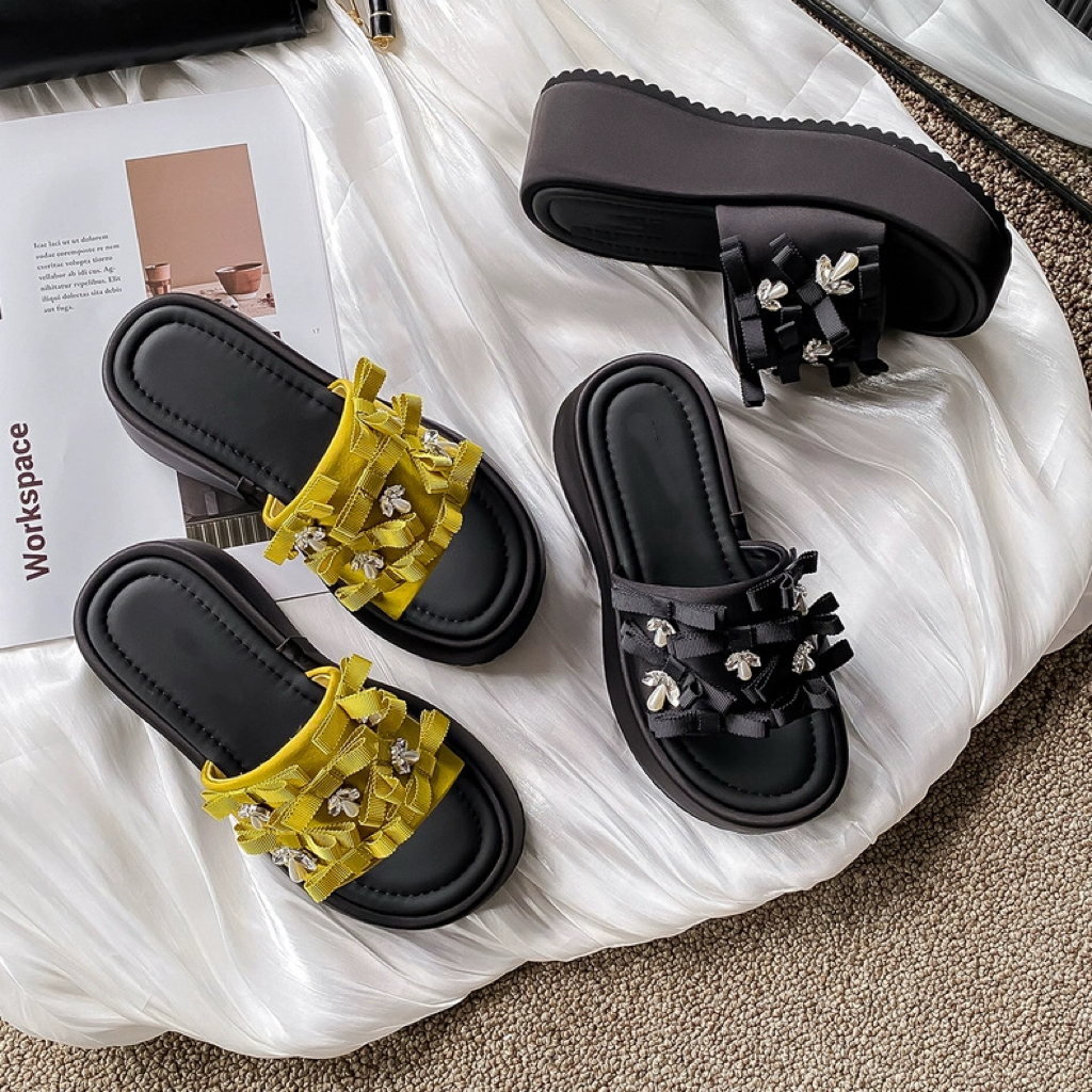 魔术贴--夏季厚底时尚凉拖鞋福利女鞋