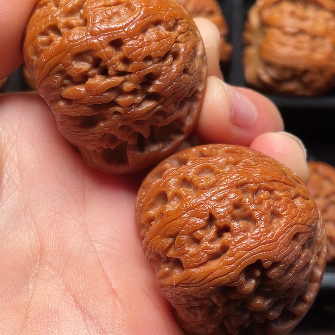 文玩核桃把件秦岭山脉核桃