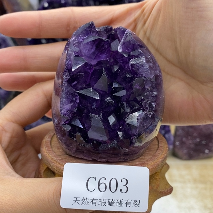 水晶大型摆件（非配饰）未镶嵌