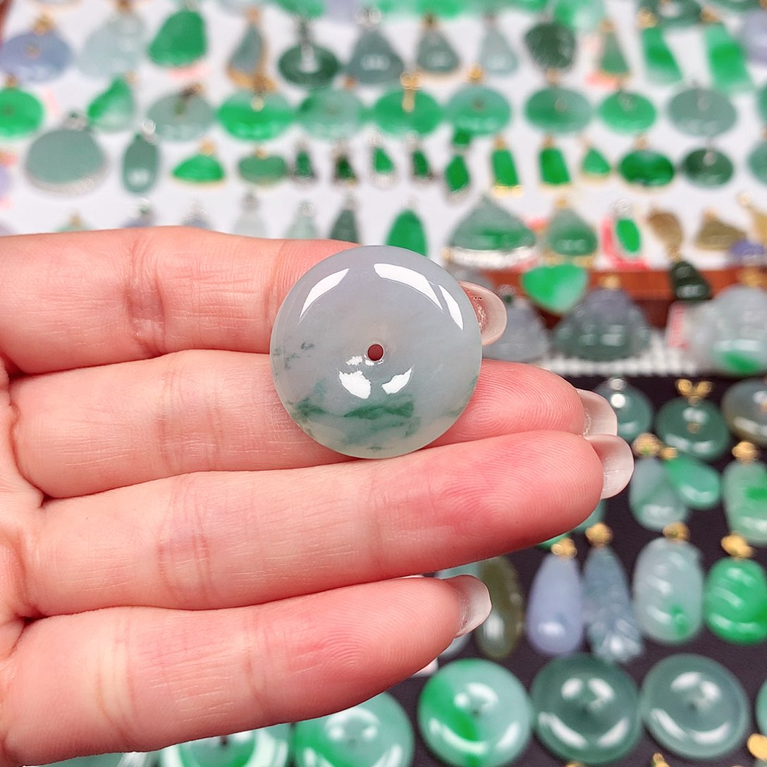 翡翠颈饰未镶嵌天然翡翠A货