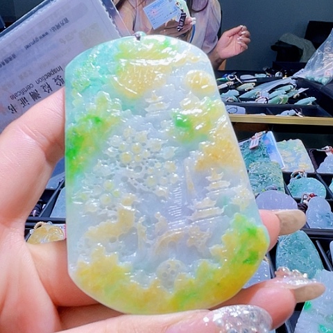 颈饰未镶嵌翡翠ʚ****一个