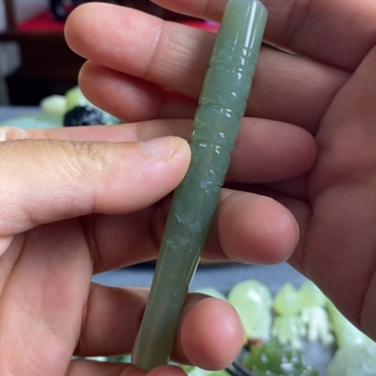 蛇纹石玉未镶嵌烟嘴