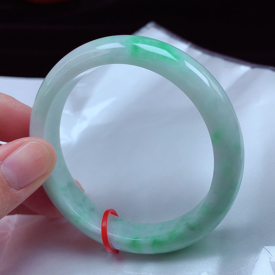 翡翠手镯未镶嵌舟*56圈