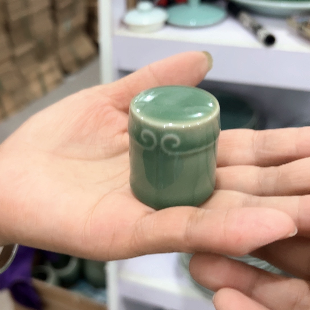 龙泉云间青瓷小米茶器
