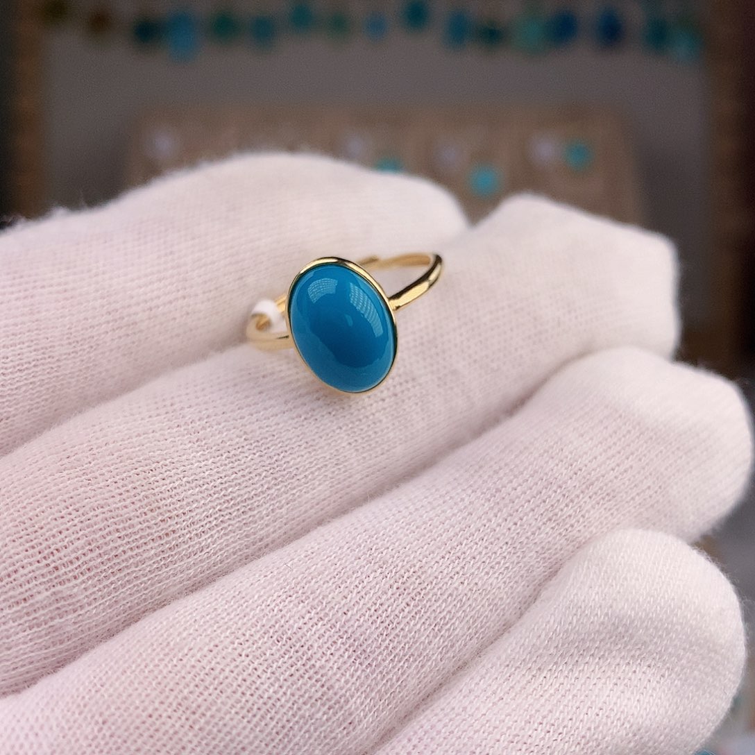 绿松石戒指18K金镶嵌